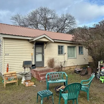 Buy this studio house on 251 Spruce Street in Riverview Trailer Park, Superior