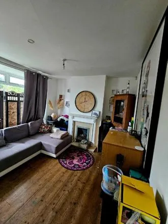 Image 7 - 28 The Ridge, Bristol, BS11 0DB, United Kingdom - Duplex for rent