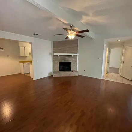 Image 1 - 2204 Berkett Drive, Austin, TX 78745, USA - Apartment for rent