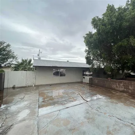Buy this 5 bed house on 1813 West 17th Street in Yuma, AZ 85364