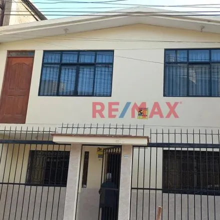 Buy this 5 bed house on Jirón José Gabriel Chariarse in San Juan de Miraflores, Lima Metropolitan Area 15811