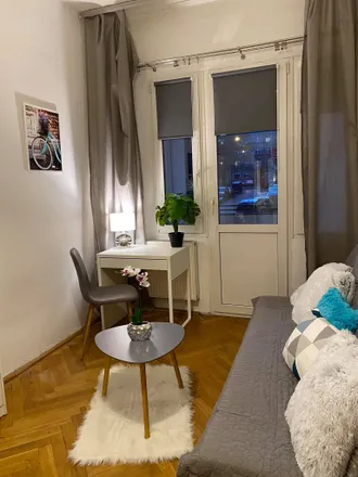 Rent this 6 bed room on Walecznych 28 in 50-341 Wrocław, Poland
