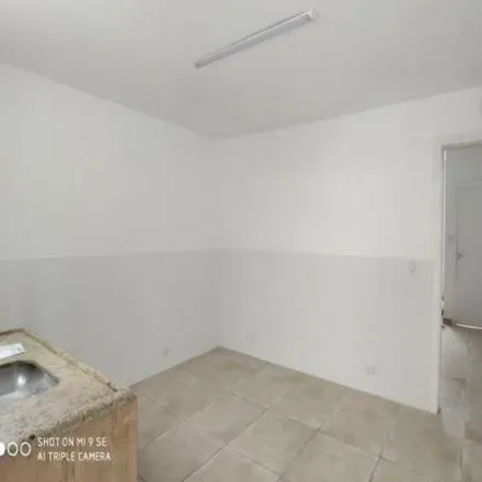 Rent this 2 bed house on Rua Coronel Fernando Prestes 288 in Vila Assunção, Santo André - SP