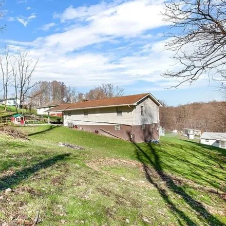Image 4 - 76 Walkertown Hill Road, Walkertown, West Pike Run Township, PA 15427, USA - House for sale