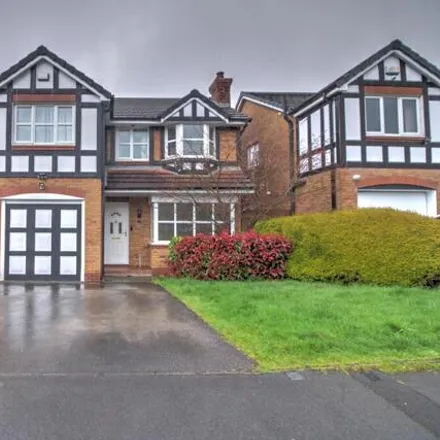 Buy this 4 bed house on Knightswood in Bolton, BL3 4UU