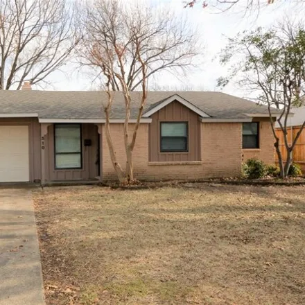 Rent this 3 bed house on 218 Wake Drive in Richardson, TX 75081