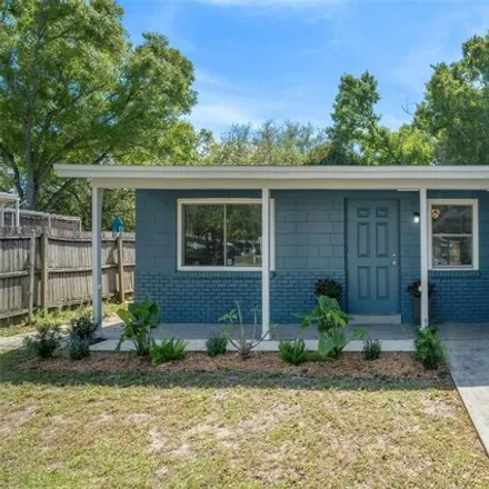 Rent this 3 bed house on 4580 West Paxton Avenue in Rattlesnake, Tampa
