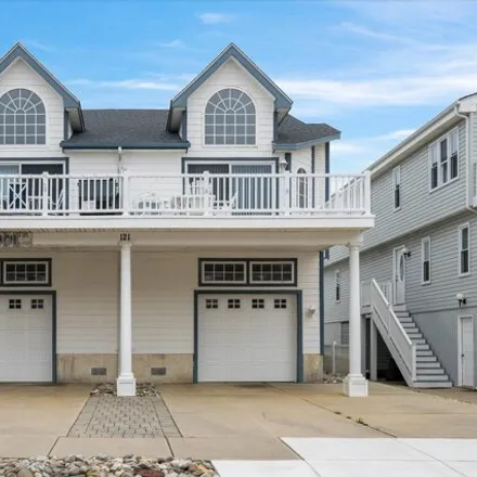 Buy this 5 bed house on 145 78th Street in Sea Isle City, Cape May County