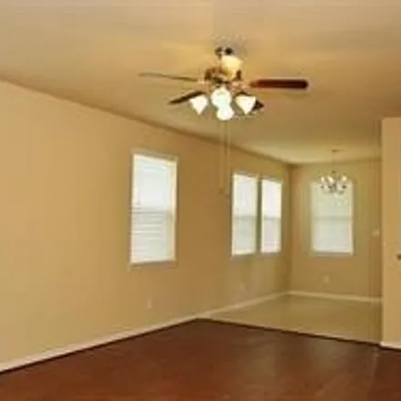 Image 2 - 10011 Cobbs Cove Ln, Houston, Texas, 77044 - House for rent