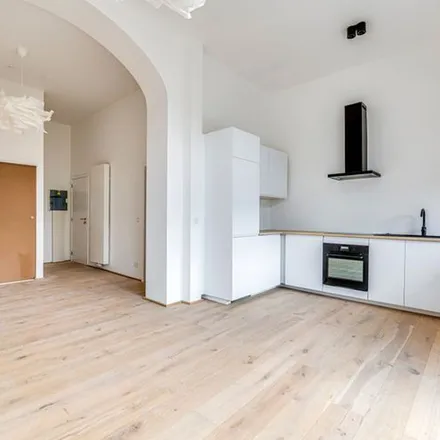 Rent this 3 bed apartment on Rue Léon de Lantsheere - Léon de Lantsheerestraat 13 in 1040 Etterbeek, Belgium