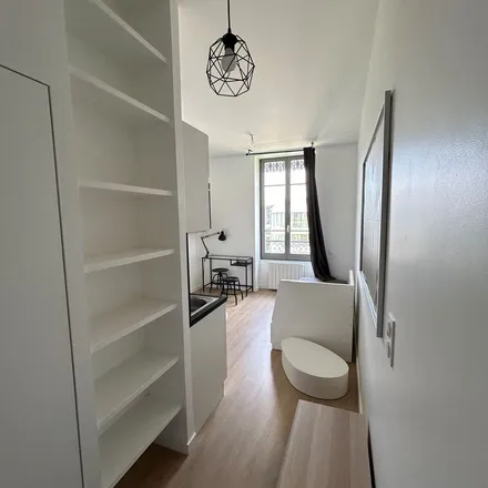 Rent this 1 bed apartment on 131 Avenue Jean Jaurès in 69007 Lyon, France