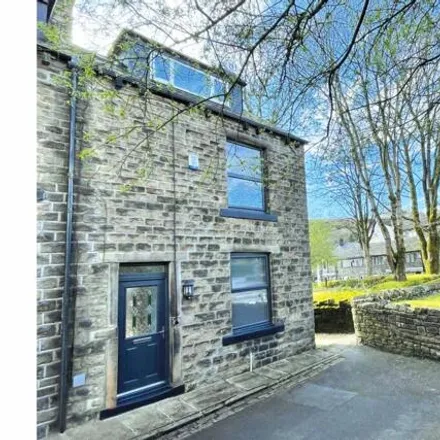 Buy this 3 bed house on 6 Co-operative Street in Uppermill, OL3 6AE