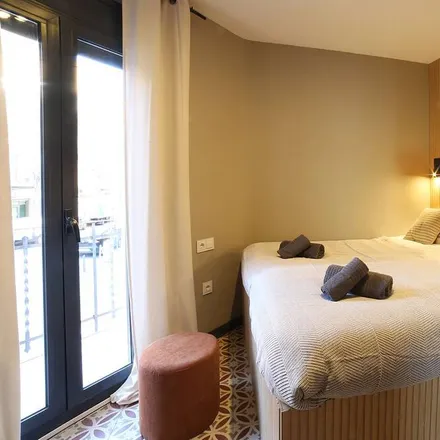 Rent this 3 bed house on l'Hospitalet de Llobregat in Catalonia, Spain