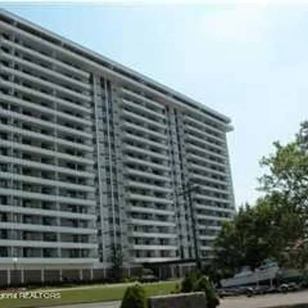 Buy this 1 bed condo on Channel Club Tower in 1 Channel Drive, Monmouth Beach