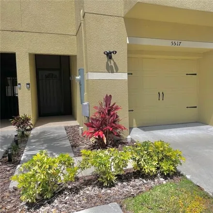 Image 2 - 4941 Hammerhead Drive, New Port Richey, FL 34652, USA - House for sale