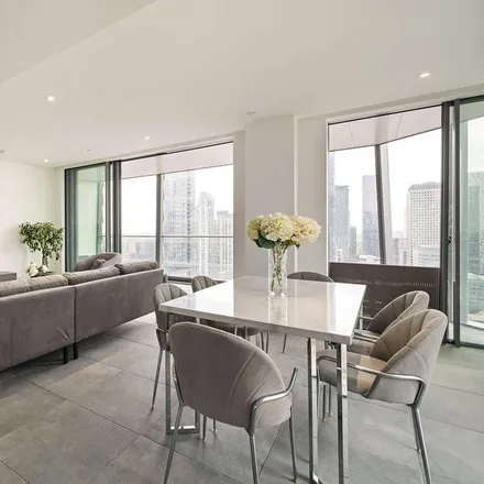 Rent this 3 bed apartment on Dollar Bay in 3 Dollar Bay Place, Canary Wharf