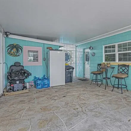 Image 6 - 665 Ne Bernard St, Jensen Beach, Florida, 34957 - House for sale