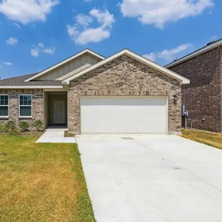 Rent this 4 bed house on Hossler Trail in Fort Worth, TX 76052