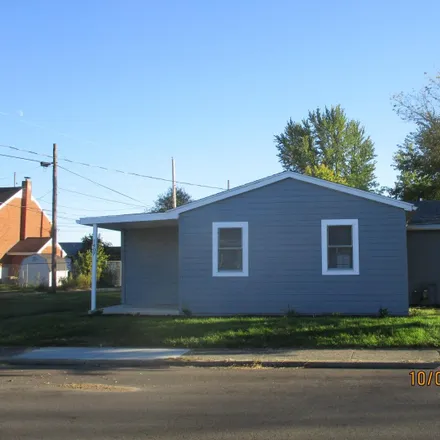 Buy this 2 bed house on 1407 Brook Street in Piqua, OH 45356