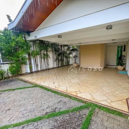 Buy this 5 bed house on Rua Um in Barranco, Taubaté - SP