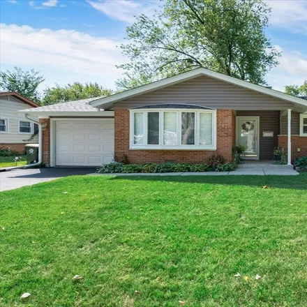 Buy this 3 bed house on 246 Peachtree Lane in Elk Grove Village, Elk Grove Township