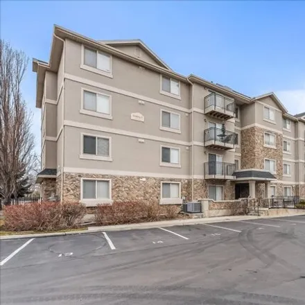 Buy this 3 bed condo on 1245 Privet Drive in Cottonwood Heights, UT 84121
