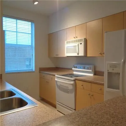 Image 2 - 616 Clearwater Park Rd, Unit 502 - Condo for rent