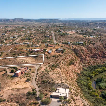 Buy this studio house on 1489 Bent Creek Lane in Yavapai County, AZ 86325