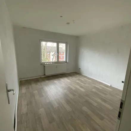 Rent this 2 bed apartment on Falkenstraße 1 in 59075 Hamm, Germany
