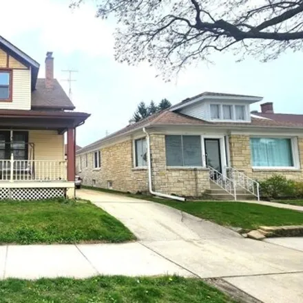 Buy this 3 bed house on West Racine in 900 Hayes Avenue, Racine