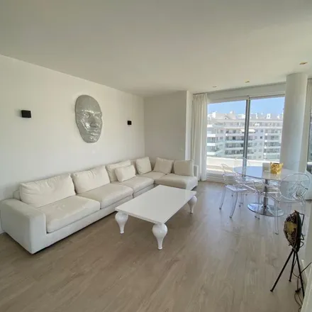 Image 7 - La Campana, Avenida de la Aurora, 29007 Málaga, Spain - Apartment for rent