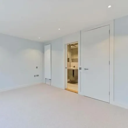 Image 7 - St Paul's Mews, London, NW1 9TZ, United Kingdom - Townhouse for sale