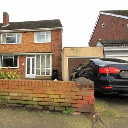 Buy this 3 bed duplex on Browning Road in Dudley, DY3 3BE