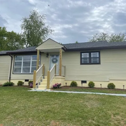 Buy this 3 bed house on 1793 South Main Street in Henry Fork, Franklin County