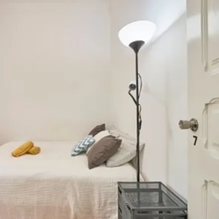 Image 2 - Rua Pascoal de Melo - Room for rent