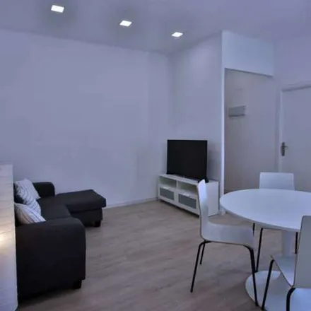 Rent this 3 bed apartment on Carrer de Lluís de Milà in 9, 46021 Valencia