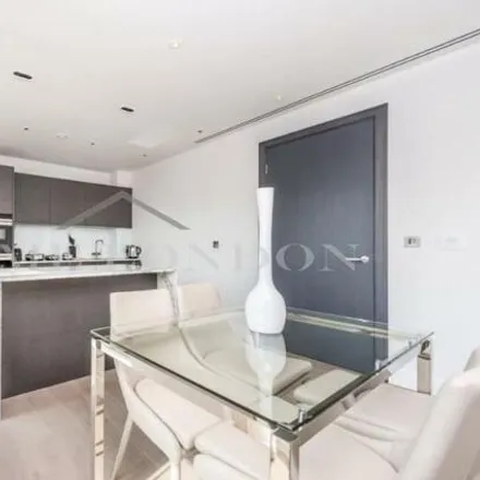 Image 2 - Woodford House, 4 Thurstan Street, London, SW6 2GB, United Kingdom - Room for rent