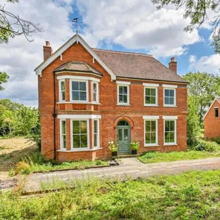 Buy this 6 bed house on Ashford Road in Bethersden, TN26 3LF