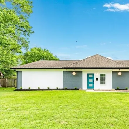 Buy this 5 bed house on 360 Linden Lane in Lake Jackson, TX 77566