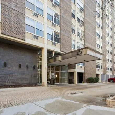Buy this 2 bed condo on 3033 North Sheridan Road in Chicago, IL 60657