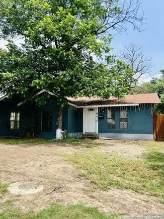 Rent this 3 bed house on 918 Piedmont Ave in San Antonio, Texas