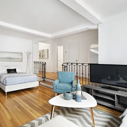 Buy this studio apartment on 200 West 20th Street in New York, NY 10011