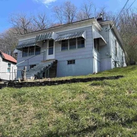 Image 2 - 2 Grace Street, Kitsonville, Weston, WV 26452, USA - House for sale