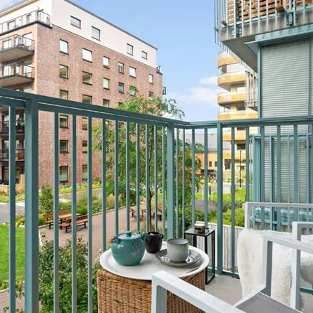 Rent this 1 bed apartment on Hedtångsvägen in 436 53 Göteborgs Stad, Sweden