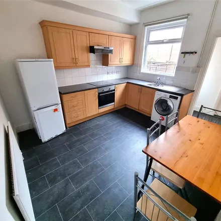 Rent this 3 bed townhouse on Bleasby Street in Nottingham, NG2 4FB