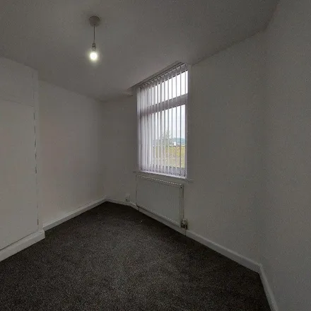 Image 7 - Hornby Street, Burnley, BB11 3AS, United Kingdom - Townhouse for rent
