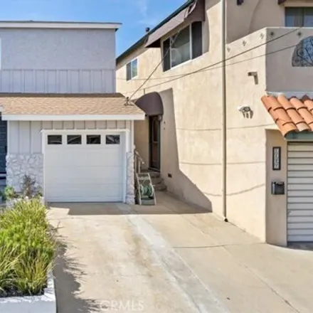 Rent this 3 bed house on 1121 14th St in Hermosa Beach, California