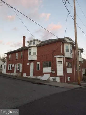 Rent this 3 bed house on 67 South Price Street in Pottstown, PA 19464