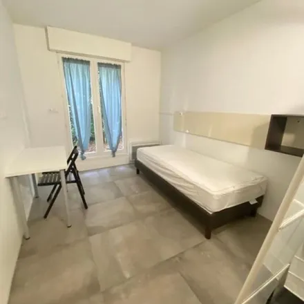 Image 4 - Allée des Maronniers, 77420 Champs-sur-Marne, France - Apartment for rent