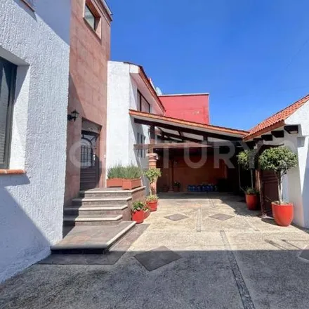 Rent this 4 bed house on Calle Paseo San Jorge in La Providencia, 50245 Metepec